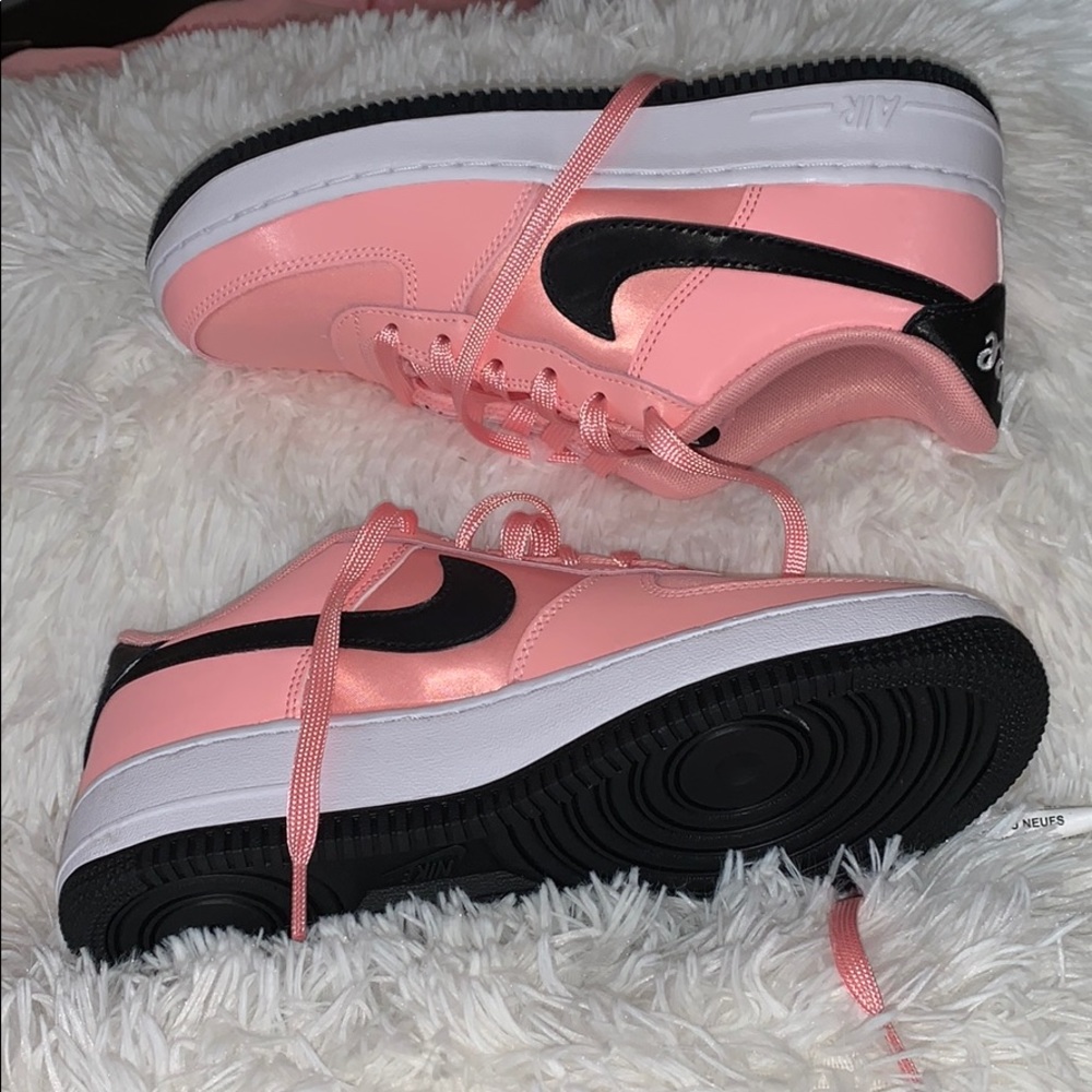 never worn nike air force 1 vday (GS)